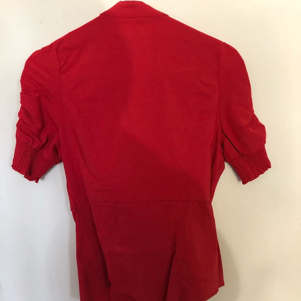 form fitting top - Picture 2 of 2